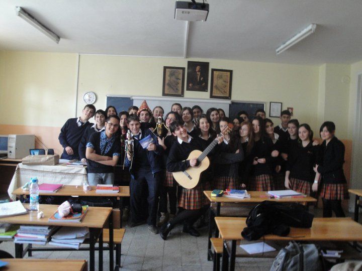 Mengajar di Izmir Kiz Lisesi, Salah Satu Sekolat Elite di izmir | Sumber:dokumentasi pribadi