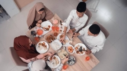 Buka puasa (news.detik.com)