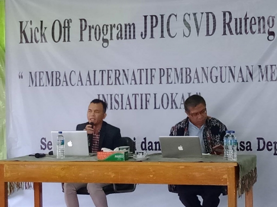 Salah satu program JPIC SVD Ruteng dalam meningkatkan budaya membaca bagi masyarakat. Foto dari SepangIndonesia.co.id.