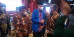 Gubernur Aceh Nova Iriansyah bersama Aminullah Usman Walikota Banda Aceh Koordinator FKKA periode 2020-2025 (Doc Rachmad Yuliadi Nasir/Istimewa)