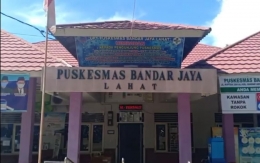 Puskesmas Bandar Jaya Lahat pada Jumat, (26/02/2021). (Dok. Sumayyah Damayanti)