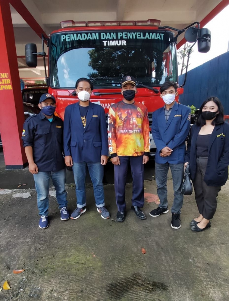 Silaturahmi Karang Taruna Kecamatan Rancasari ke Dinas Pemadam kebakaran wilayah Bandung Timur (Dokpri)