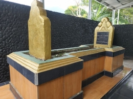 Makam putra Sultan Mahmud Badaruddin II, Sultan Ahmad Najamuddin Pangeran Ratu