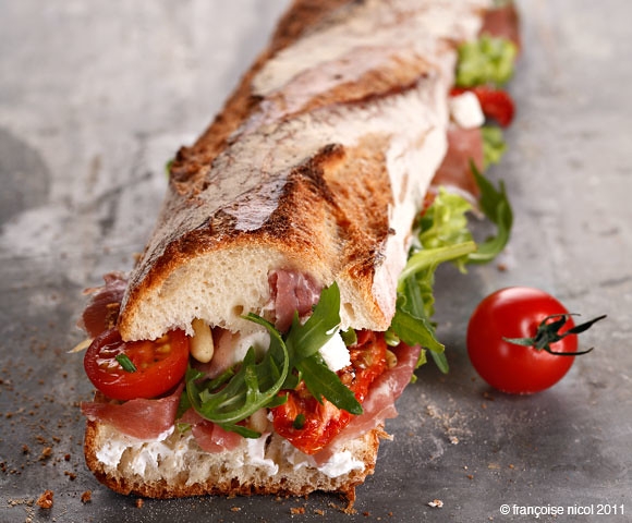 Foto sandwich Prancis Jambon-Beurre oleh Françoise Nicol via flickr.com