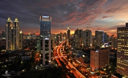 Foto 2: Panorama Jkt dari atap sebuah gedung di Jl. Sudirman. Sumber: koleksi pribadi
