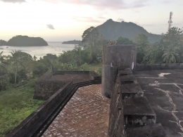 Salah satu bastion/sudut yang menjorok ke luar di Benteng Belgica. Sumber : koleksi pribadi