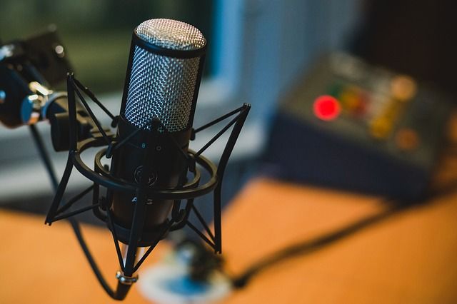 Podcast (sumber gambar: pixabay.com)