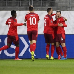 Pemain Swiss merayakan gol ke gawang Lithuania. (via fifa.com)