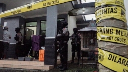Penggeledahan di rumah terduga teroris di Banyumas, 1/2/2018 (tirto.id).