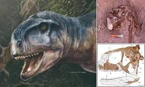 Gambar ilustrasi Llukalkan dan fosil kepala | foto:dailymail.co.uk