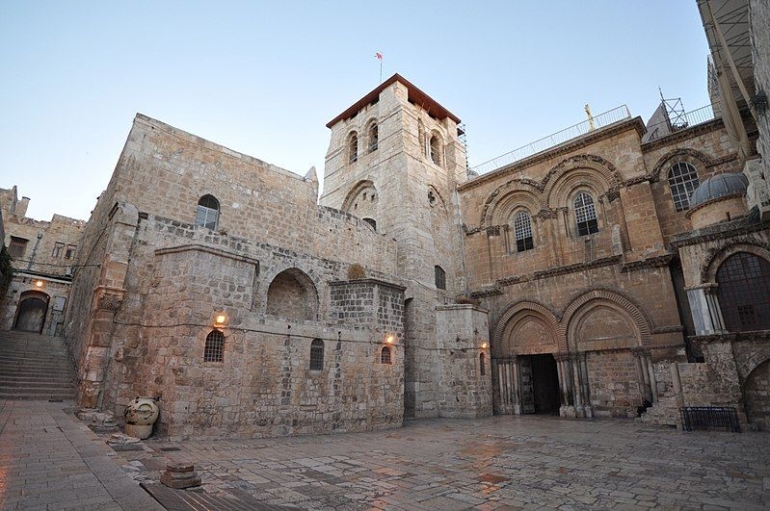 Church of The Holy Sepulchre Yerusalem - flickr.com/photos/jlascar