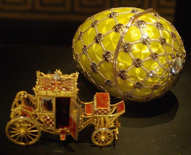 Imperial Coronation, Faberge egg (wikipedia.org).