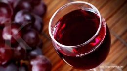 Anggur merah (kesehatan.kontan.co.id)