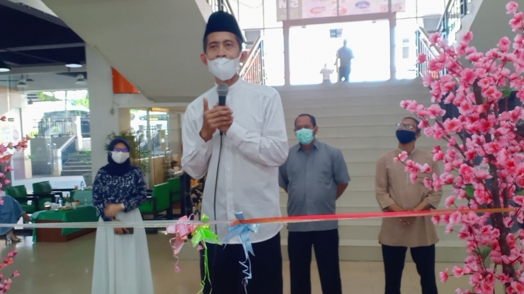 Wakil Ketua DPRD Kabupaten Bogor H. Agus Salim Lc, memberikan sambutan dalam pembukaan bazar-dokpri