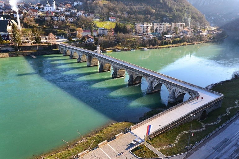 Jembatan Mehmed Pasa Sokolovic di Bosnia, karya Sinan. Sumber: Branevgd / wikimedia