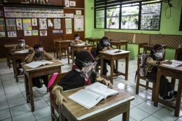 Ilustrasi Pelaksanaan Pembelajaran Tatap Muka (PTM) di Tengah Masa Pandemi - Sumber : nasional.kompas.com