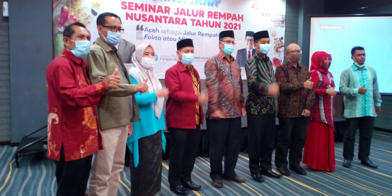 Para Tokoh Utama dalam Seminar Jalur Rempah Aceh (Doc Rachmad Yuliadi Nasir / Istimewa)