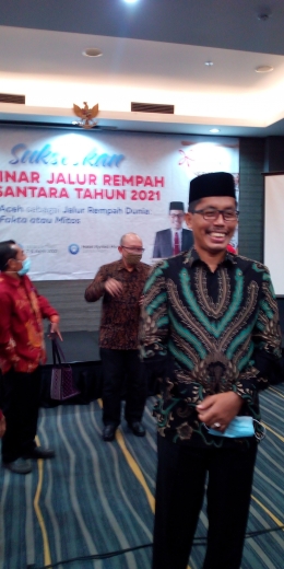 Penjelasan tentang Seminar Jalur Rempah Aceh oleh Kabiro Kesra Setda Aceh Usamah El Madny (Doc Rachmad Yuliadi Nasir / Istimewa)