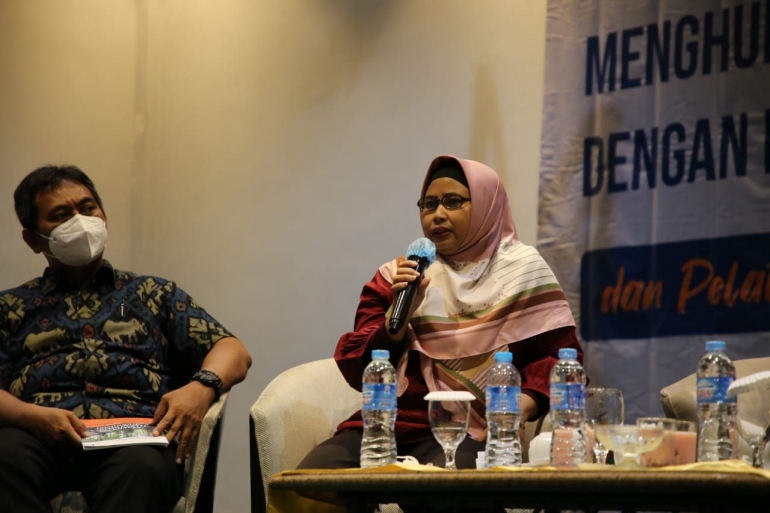 Nur Hayati, SP., M.Sc. (Sumer: Balai Litbang Lingkungan Hidup dan Kehutanan Makassar)