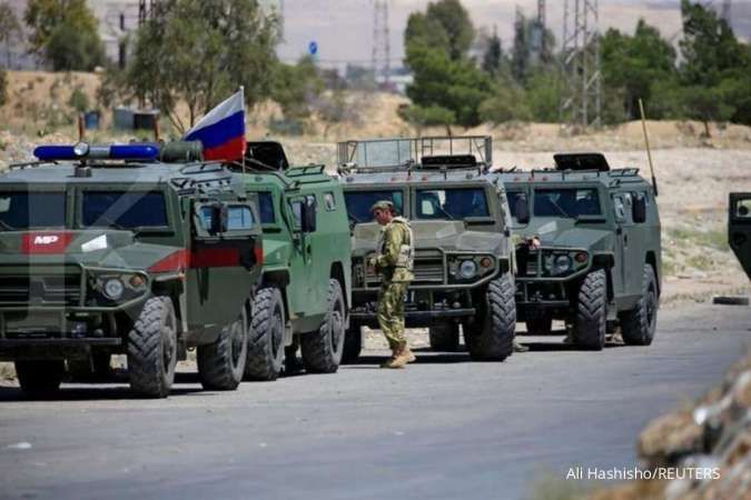 Militer Rusia di perbatsan Timur Ukraina. Foto dari Newssetup.contan.co.id