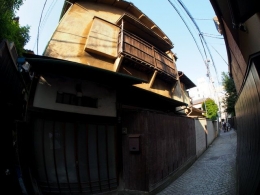 Salah satu jalan di area Kagurazaka (Dokumentasi pribadi)