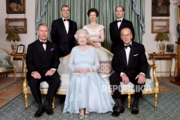 Pangeran Philip, Ratu Elizabeth dan anak- anaknya (Sumber Foto: The Royal Family via Republika)