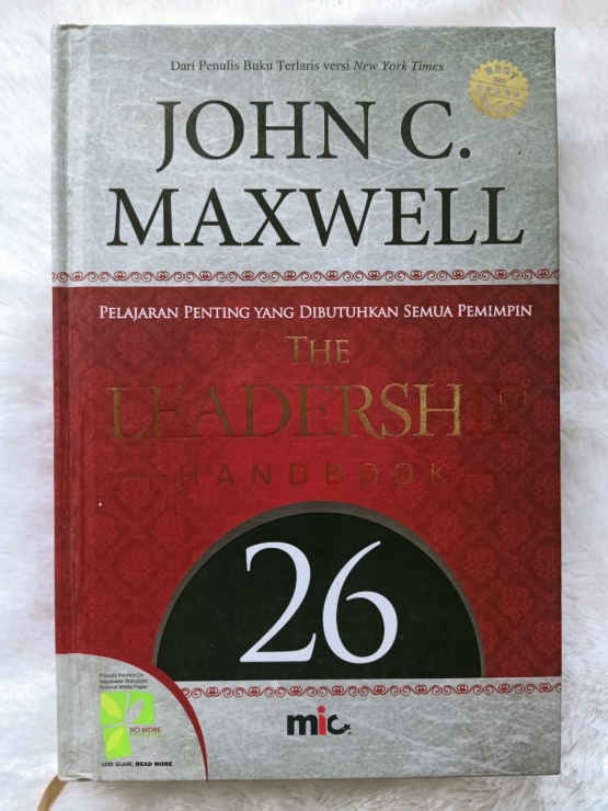 Buku Leadership karya John C. Maxwell (dok.pribadi)