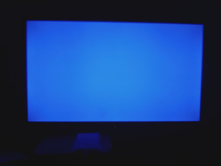 Televisi juga jadi korban. Dokumen pribadi