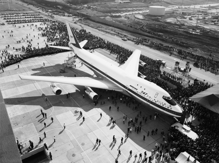 Peluncuran perdana Boeing 747 thn 1968. Sumber: SAS Scandinavian Airlines