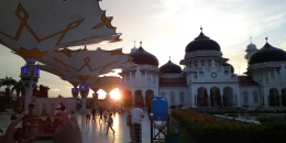 Sore Terakhir pada Bulan Sya'ban di Kawasan Masjid Raya Baiturrahman Banda Aceh (Doc Rachmad Yuliadi Nasir / Istimewa)