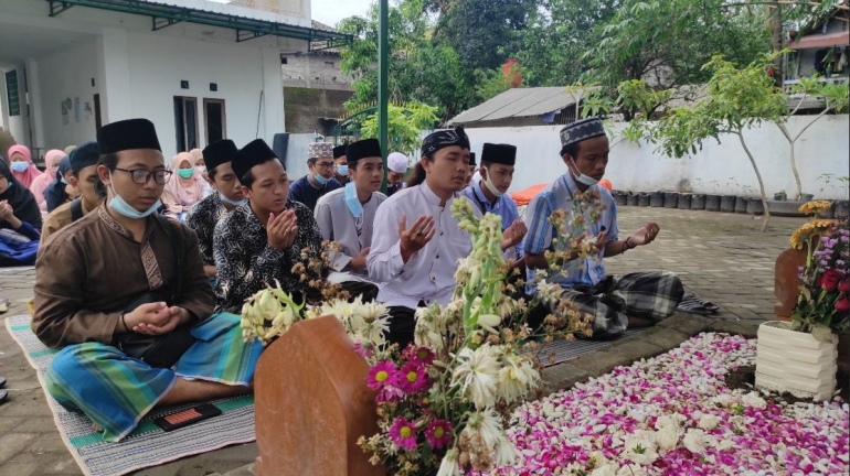 DOKPRI: Makam KH. M. Munawwir