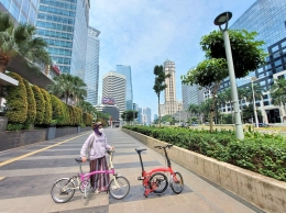 Indahnya pusat kota Jakarta dinikmati sambil gowes