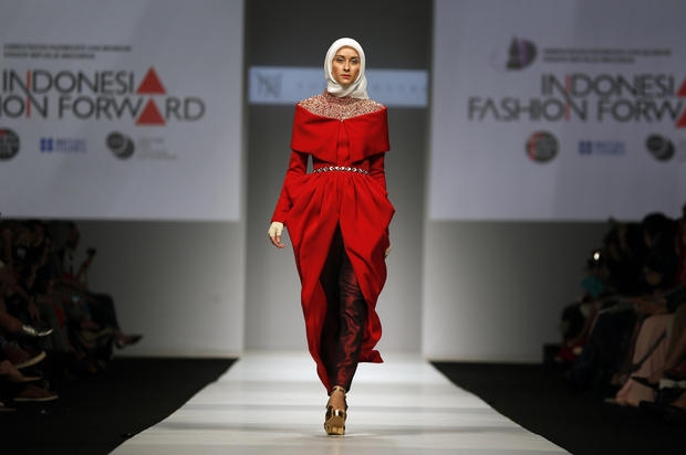 Idunstri fashion yang sudah tidak takut lagi memasuki pasar syariah. | ifdcouncil.org