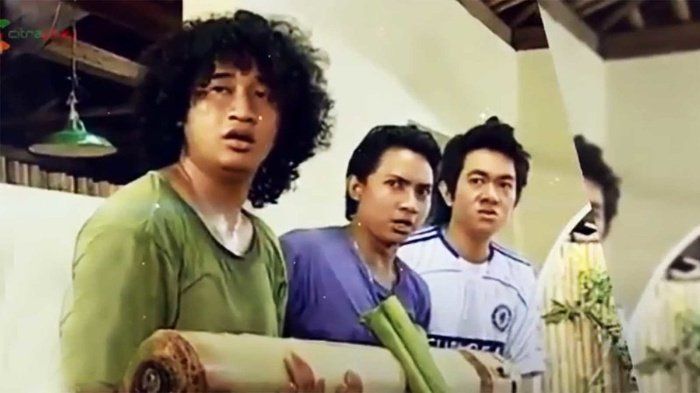 Trio Bajaj beraksi (Sumber: Youtube SCTV)