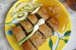 Rebung paling sering digunakan sebagai bahan utama membuat lumpia (Shutterstock/Johan Kusuma)