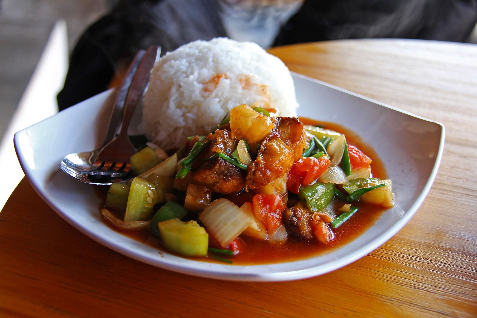 Menu makanan buka puasa, nasi sayur tumis (foto dari pixabay/sharonang)