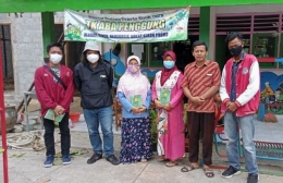 Tim KKN Mubaligh Hijrah UMY 08 bersama dengan guru TK ‘Aisyiyah BA Penggung, Kulon Progo/dokpri