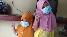 Masker menjadi kostum pelengkap anak menjalani Ramadan di Masjid | dok. Trian Ferianto