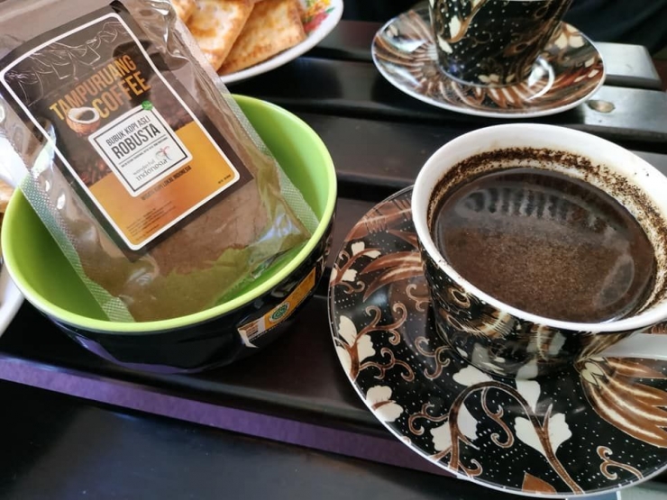 kopi tampuruang produk kups muda berkarya LPHN Tamparungo-Sumatera Barat - dokpri