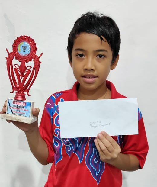 Adam Fadil Akbary juara 3 Home Tournament unggul tunggal
