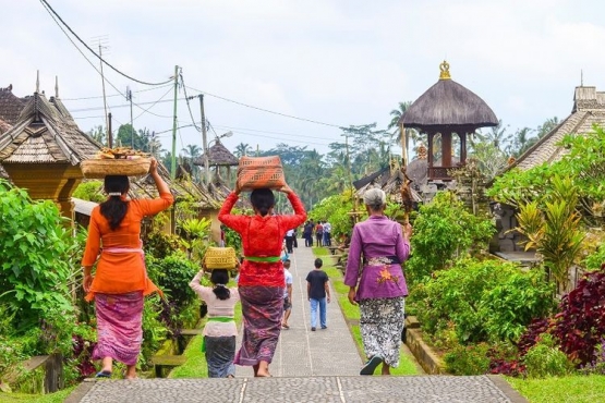 Masyarakat Pulau Bali. Foto: Travel Kompas