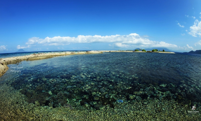 Pulau atol Fostofiri- Jailolo. Sumber: koleksi pribadi