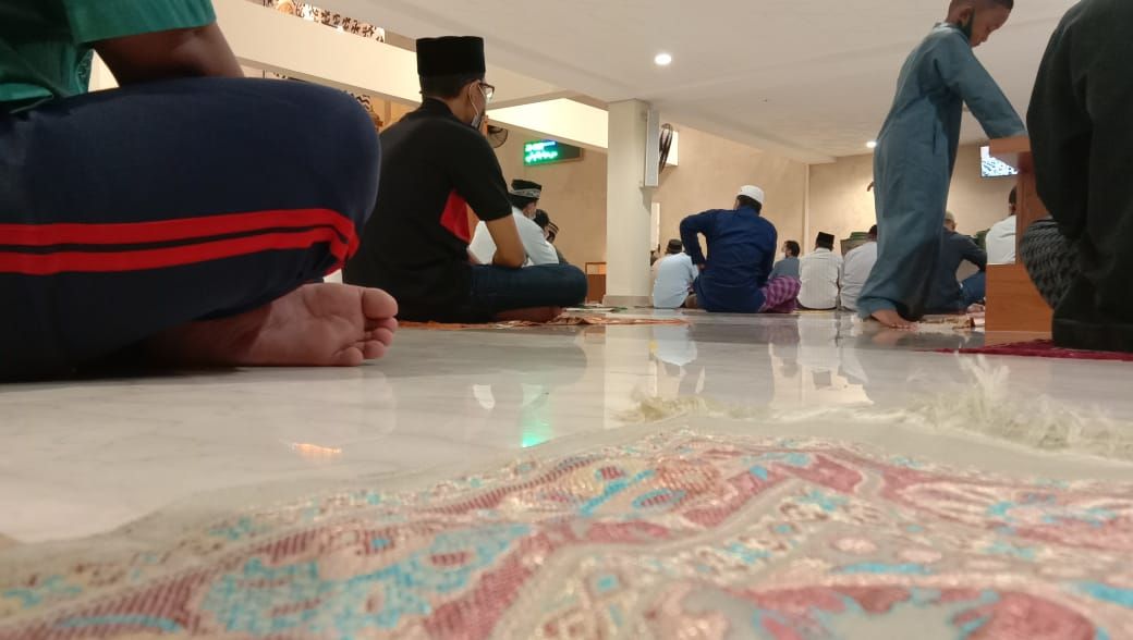 Dokumentasi Pribadi Ali Musri Syam @AMS99_Suasana Sebelum Salat Tarawih Masjid Madinatul Iman Balikpapan Islamic Center