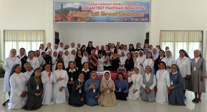 Para Pimpinan Komunitas dari berbagai Tarekat di Indonesia (dok pri)