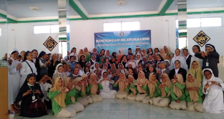 Silaturahmi para Biarawati ke Pondok pesantren di Salatiga ( dok pri)