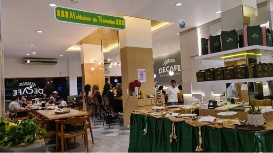 Nuansa Bulan Ramadhan di Restoran De Cafe Balikpapan | Dokumen Pribadi