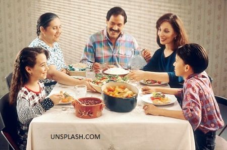 happy-family-607d9e28d541df19d231e072.jpg