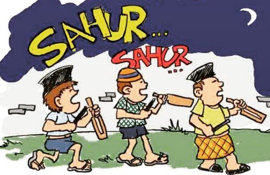 sumber: palontaraq.id (ilustrasi kegiatan membangunkan sahur)