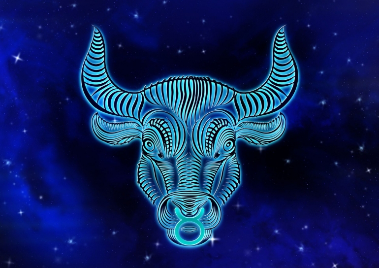 Taurus alias Si Banteng terkenal sebagai zodiak yang keras kepala, namun sifat apa lagi yang identik dengannya? (Darkmoonart_de/Pixabay)