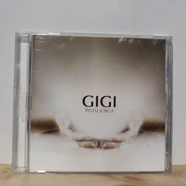Album Grup Band Gigi Tahun 2006 (Dok/bukalapak.com)